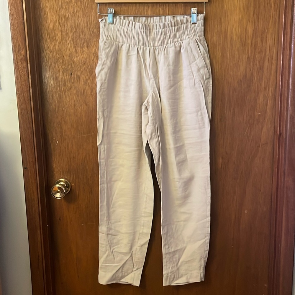 A New Day beige pull on ankle length pants